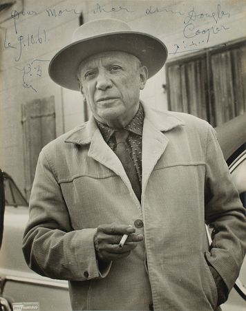 Lot #434 Pablo Picasso: Amazing oversized portrait of Picasso, signed with a sketch of a bull for a friend and Cubist scholar - Image 1