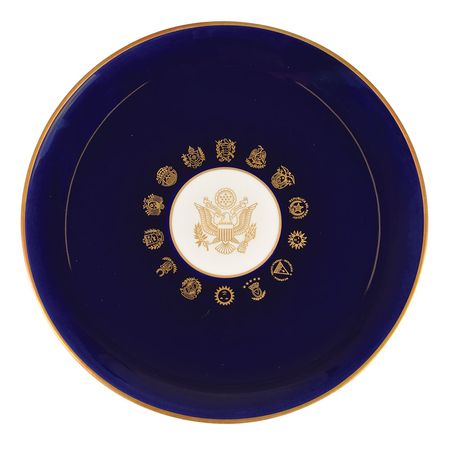 Lot #17 John F. Kennedy: Beautifully detailed