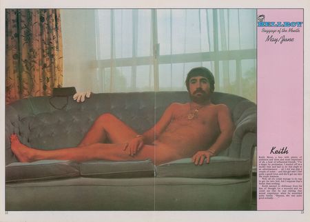 Lot #5328 The Who 1976 'The Who Put the Boot In' Program - Image 3