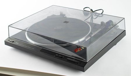 Lot #5515  Prince: Yamaha Turntable from Paisley Park - Image 3