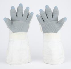 Lot #451 Space Shuttle 4000 Series EMU Glove TMGs Glove Tmgs - Image 2