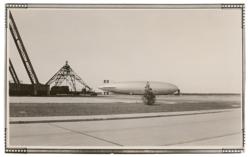 Lot #375 Hindenburg Disaster: Huge silver swatch of the Hindenburg, with archive of first generation eyewitness photos - Image 14