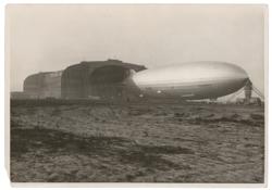 Lot #375 Hindenburg Disaster: Huge silver swatch of the Hindenburg, with archive of first generation eyewitness photos - Image 8