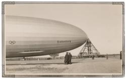 Lot #375 Hindenburg Disaster: Huge silver swatch of the Hindenburg, with archive of first generation eyewitness photos - Image 11