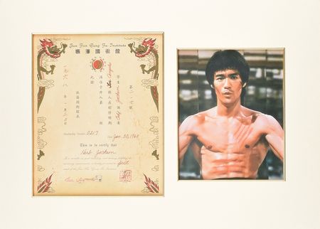 Lot #709 Bruce Lee: Promoting a friend to 