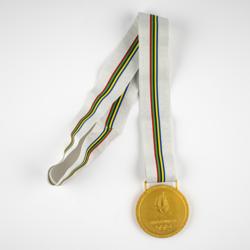Lot #7138  Albertville 1992 Winter Olympics Sample Gold Winner's Medal for Demonstration Sports - Image 4
