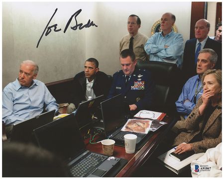 Lot #8275 Joe Biden - Image 1