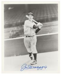 Lot #558 Joe DiMaggio Signed Photographs - Image 2