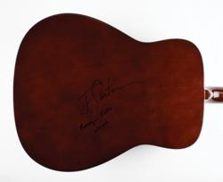 Lot #650 Music Legends: Acoustic guitar signed by over 35 notable musicians, as well as Jimmy and Rosalynn Carter - Image 5