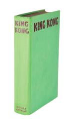 Lot #476 King Kong: First edition 'novelization' of King Kong, with scarce first-issue dust jacket - Image 5