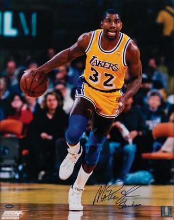 Lot #9301 Larry Bird and Magic Johnson - Image 4