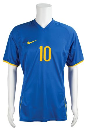 Lot #832 Ronaldinho Jersey - Image 1