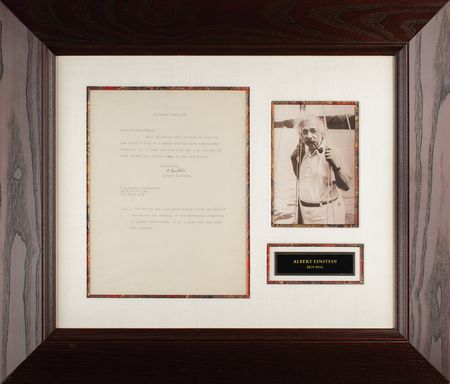 Lot #112 Albert Einstein: 