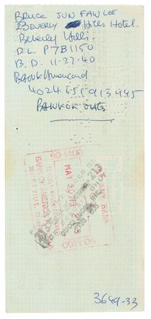 Lot #570 Bruce Lee: Bruce Lee buys Gucci?a rare handwritten check by the kung fu master - Image 2