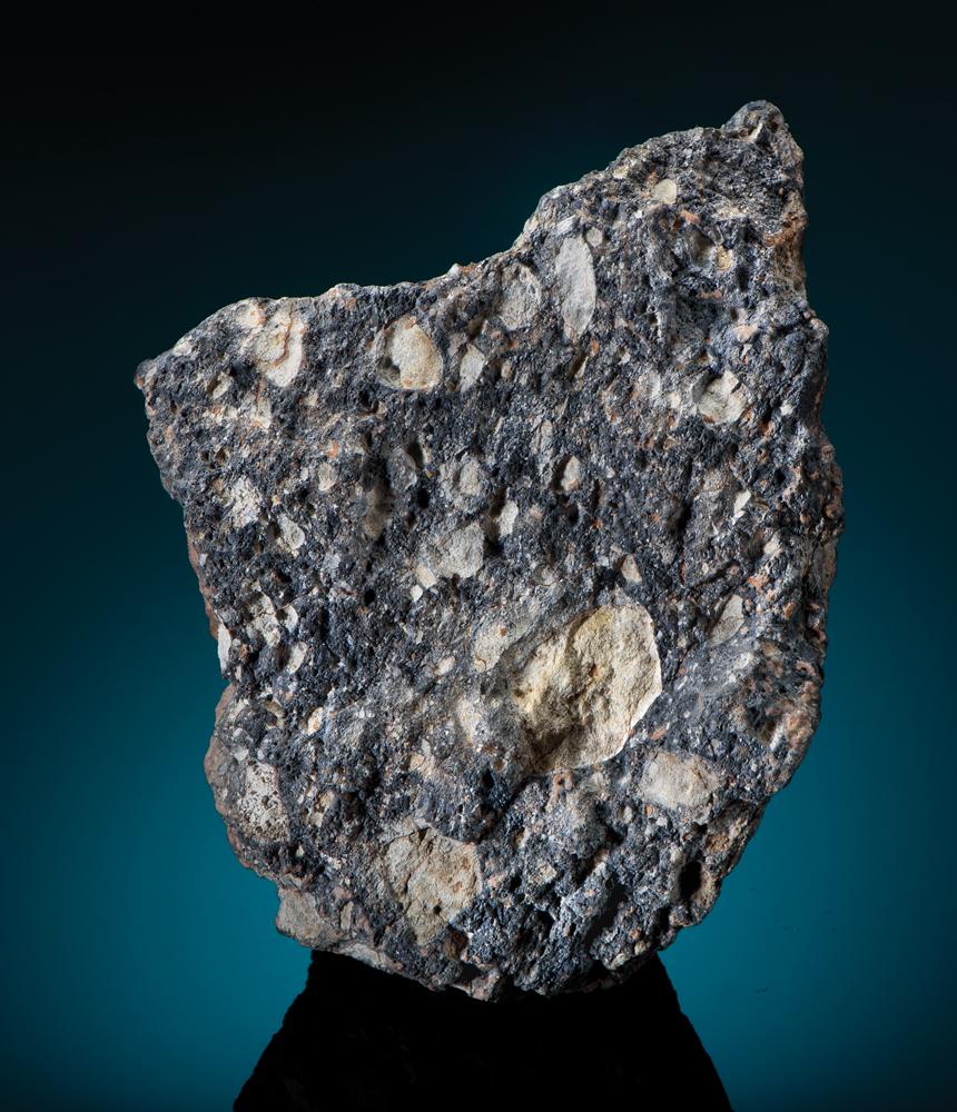 NWA 12691 Lunar Meteorite | RR Auction