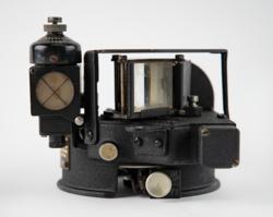 Lot #3714  WWII US Army Air Force A10-A Aircraft Sextant - Image 4