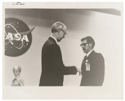 Lot #3181  Apollo 11 - Image 5