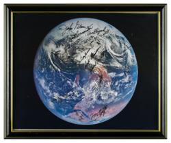 Lot #3067  Gemini Astronauts - Image 2