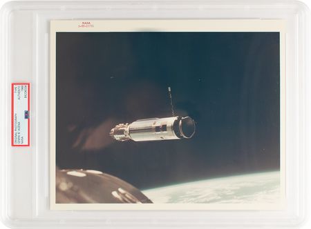 Lot #290 Gemini 8 Original 'Type 1' Photograph Photograph - Image 1