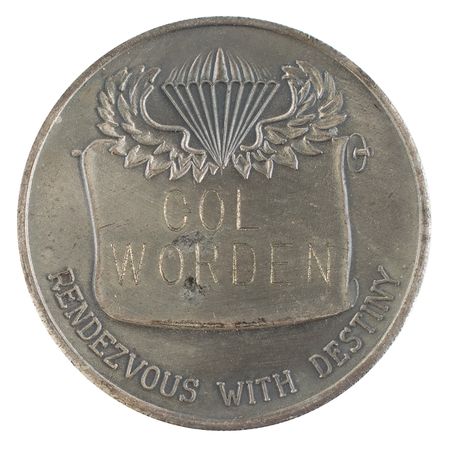 Lot #308 Al Worden's 101st Airborne Vietnam Challenge Coin Challenge Coin - Image 2