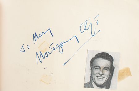 Lot #476 Hollywood and British Cinema: Over 500 classic Hollywood and British cinema legends, including Welles, Reagan, Flynn, and Taylor - Image 8