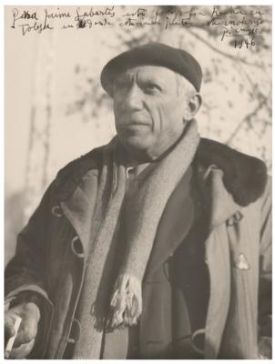 Lot #424 Pablo Picasso Signed Photograph - Image 1