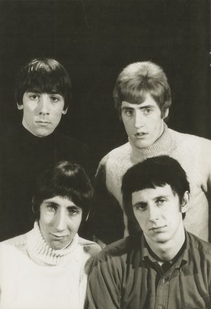 Lot #5130 The Who and The Kinks 1990 Rock and Roll Hall of Fame Program - Image 1