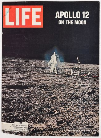 Lot #676 Chris Kraft (4) Signed Items - Image 2