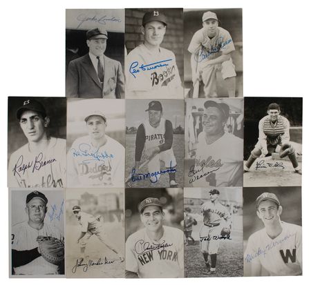 Lot #1046 Baseball (13) Signed Photographs