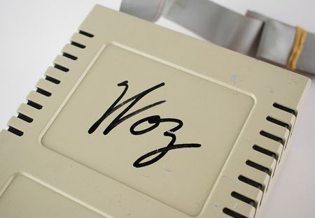 Lot #335 Apple: Steve Wozniak Floppy Disk Drive - Image 2