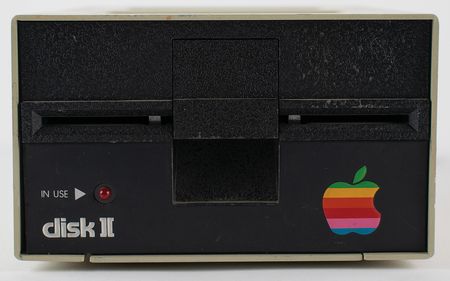 Lot #335 Apple: Steve Wozniak Floppy Disk Drive - Image 3