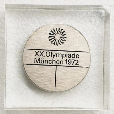 Lot #6086 Munich 1972 Summer Olympics Participation Medal - Image 1
