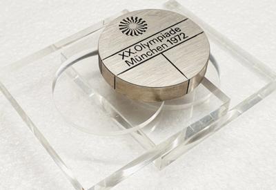 Lot #6086 Munich 1972 Summer Olympics Participation Medal - Image 5