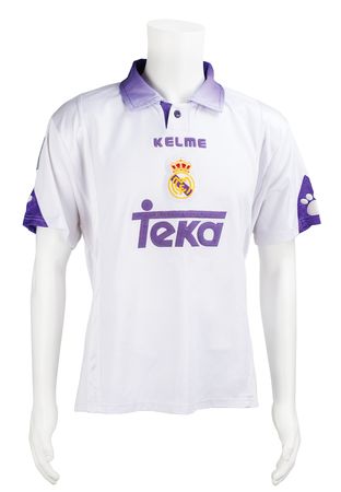 Lot #991 Soccer: Roberto Carlos Jersey - Image 1