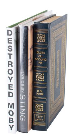 Lot #709 Popular Musicians (3) Signed Books - Image 1