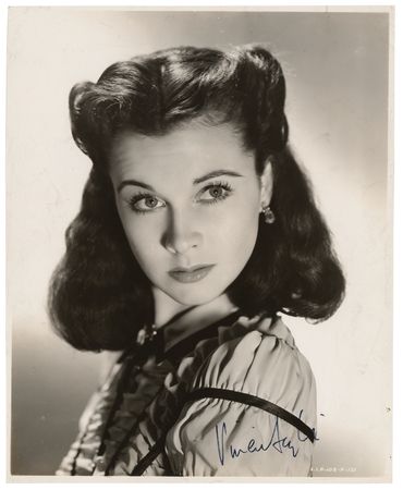 Lot #763 Gone with the Wind: Vivien Leigh: Beautiful close-up of Vivien Leigh as Gone With the Wind's Scarlett O'Hara - Image 1