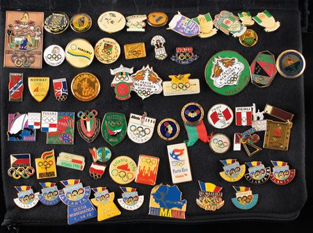 Lot #1036 Atlanta 1996 Summer Olympics Collection of Nearly (600) NOC Pins Pin Collection - Image 7