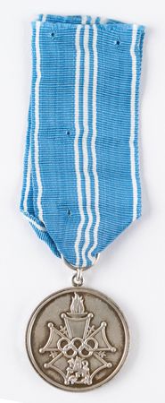 Lot #1024 Helsinki 1952 Summer Olympics 'Second Class of Merit' Badge - Image 1