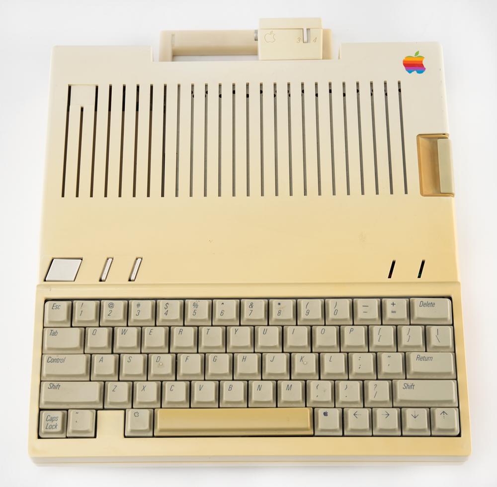 Apple IIc Prototype (c. 1983) | RR Auction
