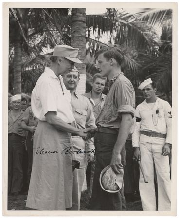 Lot #116 Eleanor Roosevelt Signed Photograph - Image 1