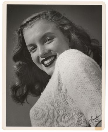 Lot #844 Marilyn Monroe Original Photograph by  Joseph Jasgur - Image 1