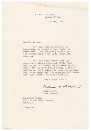 Lot #135 Eleanor Roosevelt Signed Photograph - Image 2