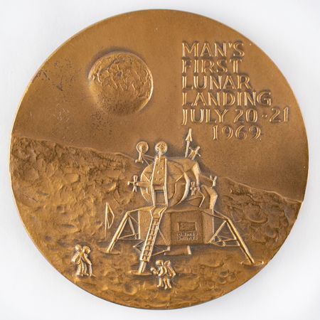 Lot #3264 Jim McDivitt's Apollo 11 Medallion and Tie Tack - Image 2