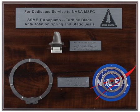 Lot #3576 STS-97 Flown SSME Turbine Blade Presentation - Image 1