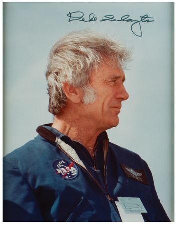 Lot #3063 Deke Slayton Signed Photograph - Image 2