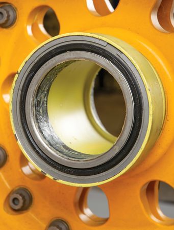 Lot #3567 Space Shuttle Main Wheel and Tire Assembly - Image 4
