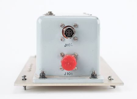 Lot #3102 Apollo Command Module Block I Phase Locked Oscillator - Image 2