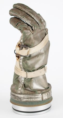 Lot #3000 Project Mercury: Alan Shepard Space Suit Glove - Image 3