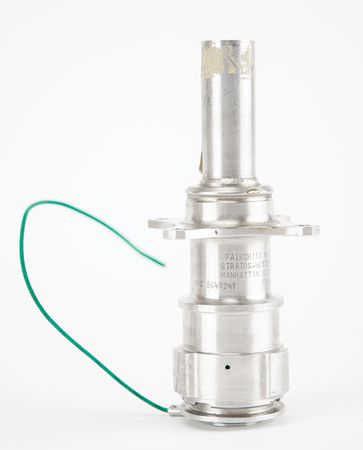 Lot #3103 Apollo Command/Service Module: Oxygen System Fill and Vent Port - Image 1