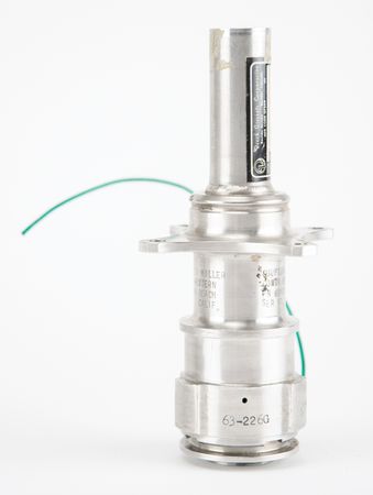 Lot #3103 Apollo Command/Service Module: Oxygen System Fill and Vent Port - Image 2